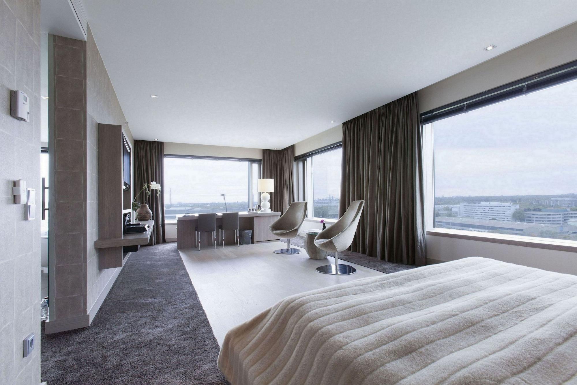 Van Der Valk Hotel Duesseldorf Exterior photo