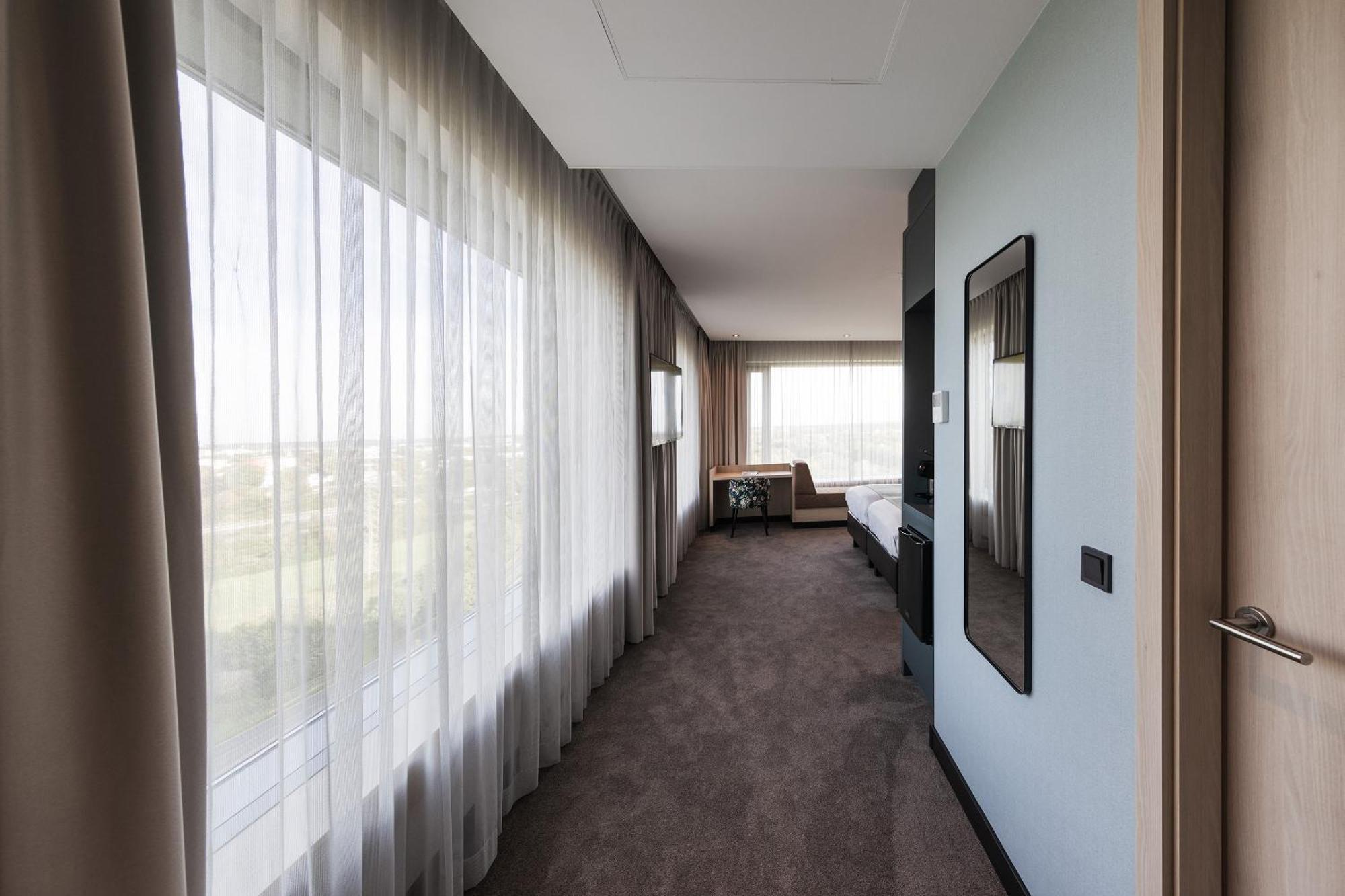 Van Der Valk Hotel Duesseldorf Exterior photo
